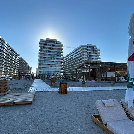Gooapartments-building Stefan Lake * Mamaia
