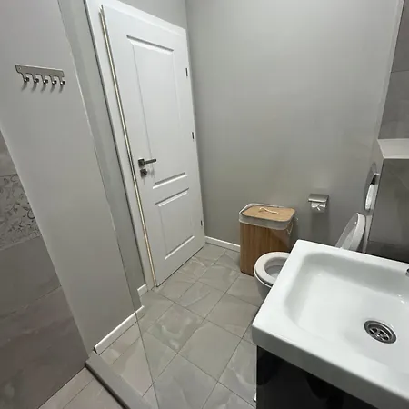 Gooapartments-building Stefan Lake Apartman *
