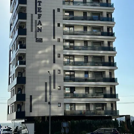 Gooapartments-building Stefan Lake *