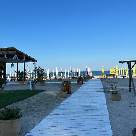 Gooapartments-building Stefan Lake Apartman