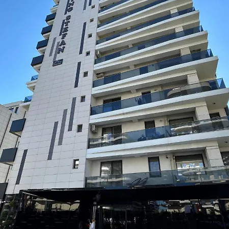 Gooapartments-building Stefan Lake