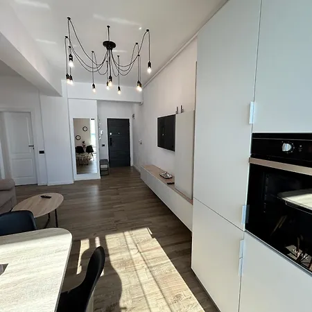 Gooapartments-building Stefan Lake * Mamaia