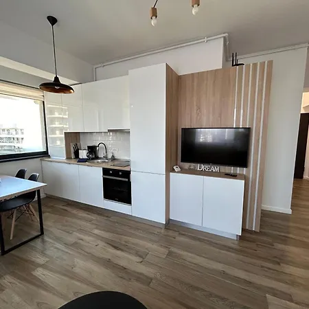 Gooapartments-building Stefan Lake Apartman Mamaia